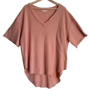 Oil & Hali Dusty Rose Waffle Knit V-Neck Hi-Low Top Short Sleeve Size Medium